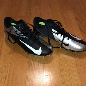 Size 11 Nike Hyperfuse Football cleats (Molded)